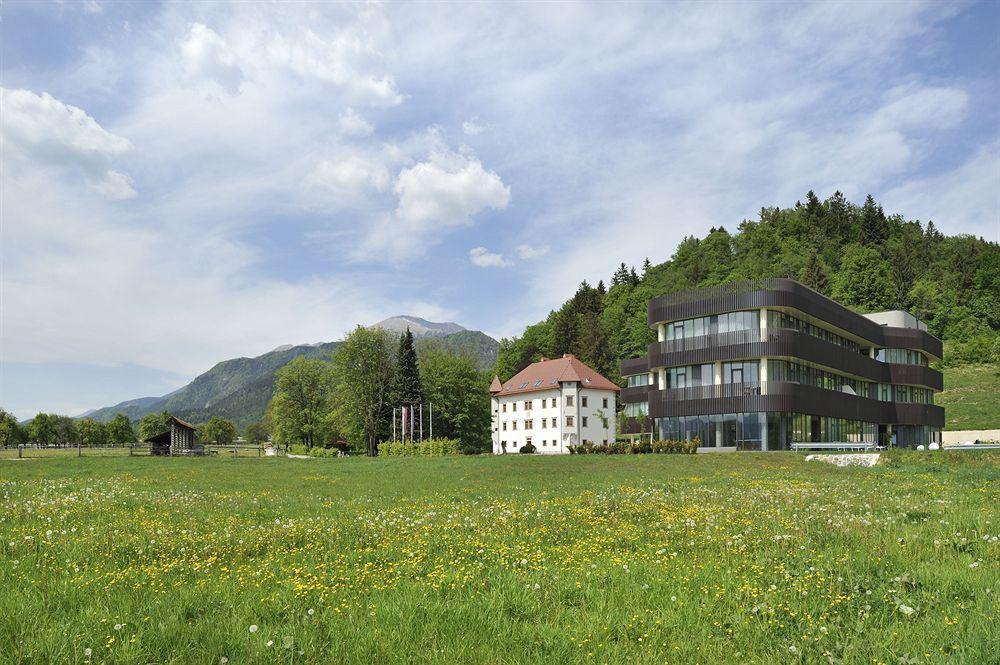 Lambergh Chateau & Hotel Dvorska Vas Dış mekan fotoğraf