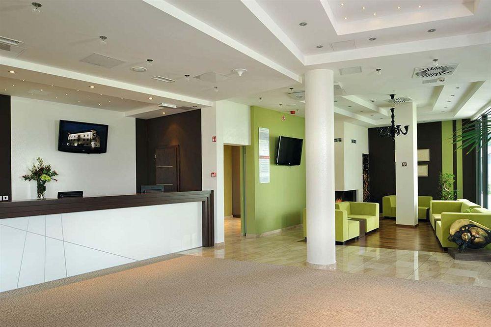 Lambergh Chateau & Hotel Dvorska Vas Dış mekan fotoğraf