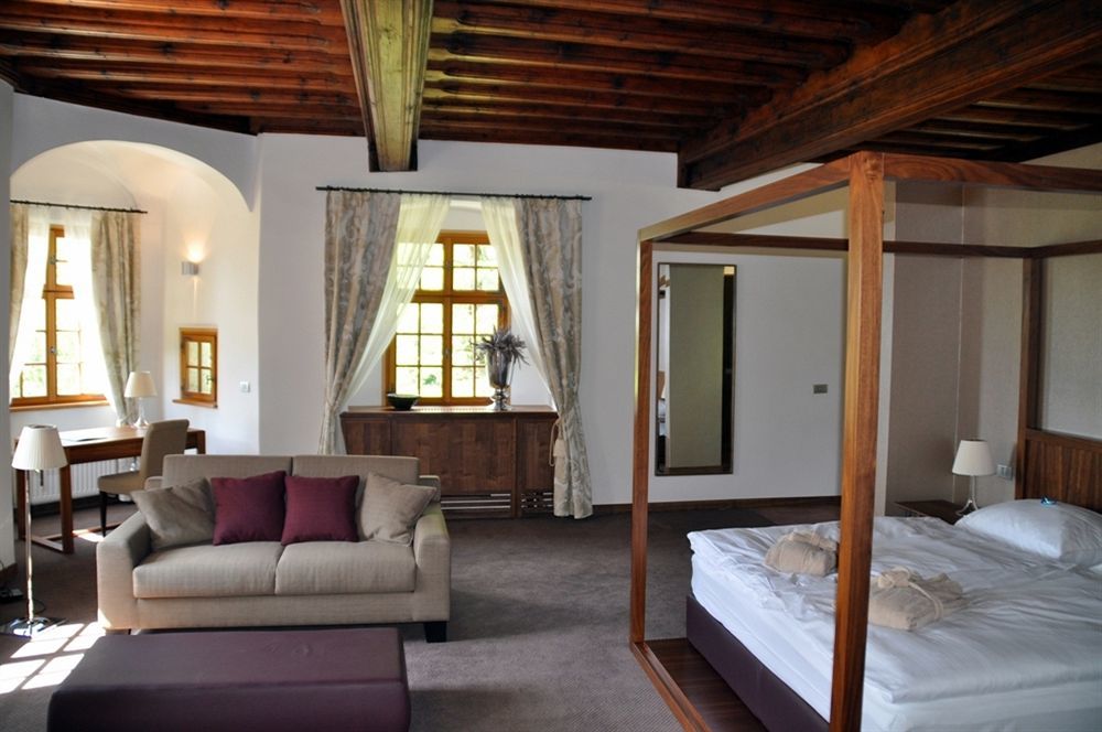 Lambergh Chateau & Hotel Dvorska Vas Dış mekan fotoğraf