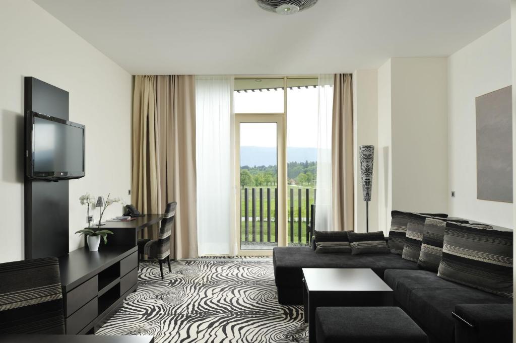 Lambergh Chateau & Hotel Dvorska Vas Oda fotoğraf